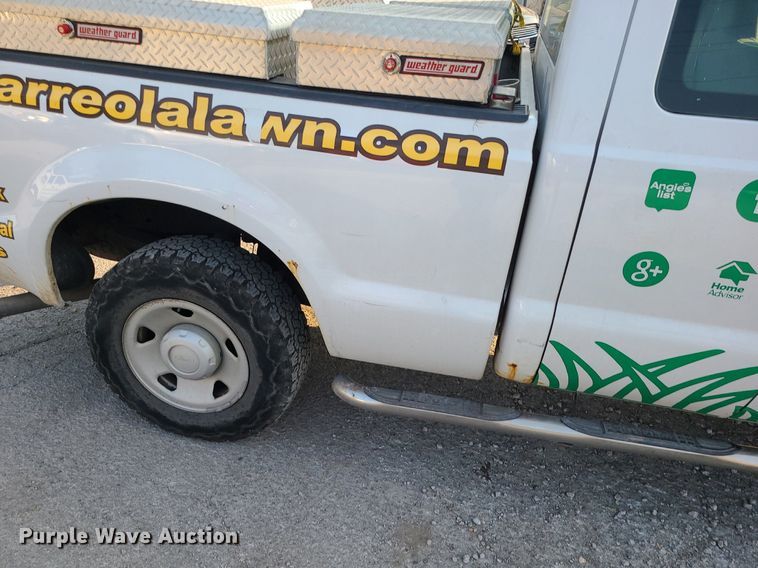 image for item MJ9304 2008 Ford F250 Super Duty XL  SuperCab pickup truck