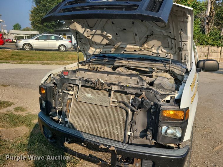 image for item MJ9304 2008 Ford F250 Super Duty XL  SuperCab pickup truck