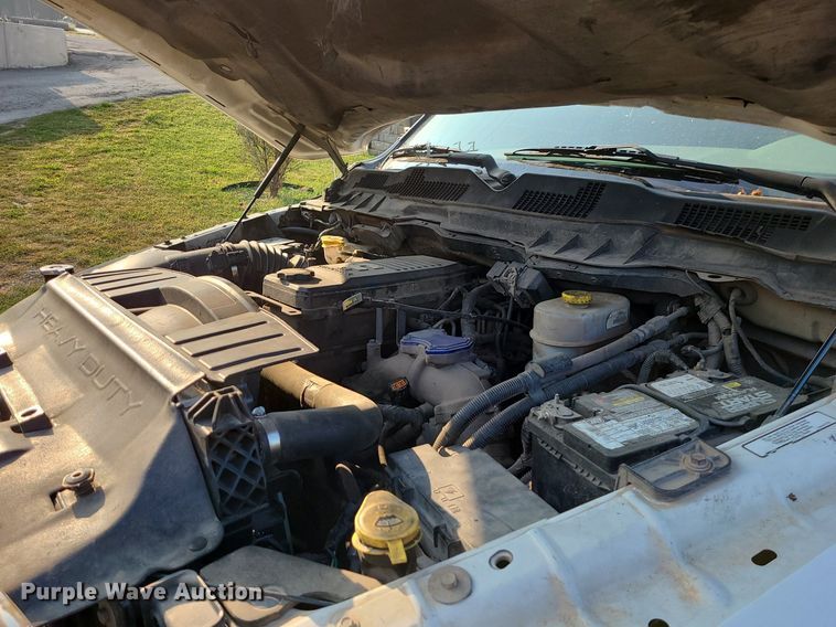 image for item MJ9305 2012 Dodge Ram 2500  Crew Cab flatbed truck