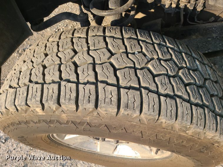 image for item MJ9305 2012 Dodge Ram 2500  Crew Cab flatbed truck