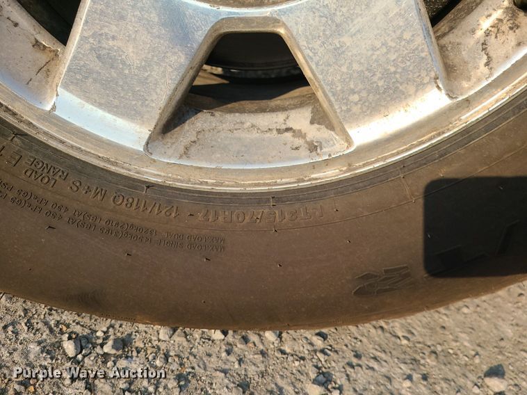 image for item MJ9305 2012 Dodge Ram 2500  Crew Cab flatbed truck