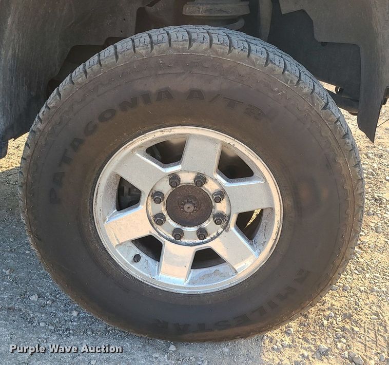 image for item MJ9305 2012 Dodge Ram 2500  Crew Cab flatbed truck