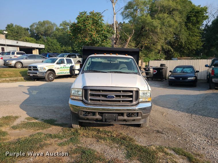 image for item MJ9306 2004 Ford F550 Super Duty  dump truck