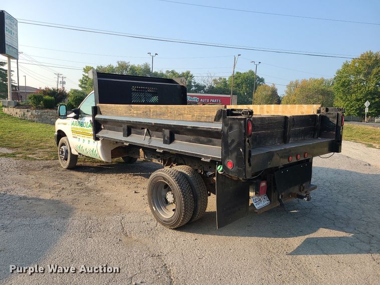 image for item MJ9306 2004 Ford F550 Super Duty  dump truck