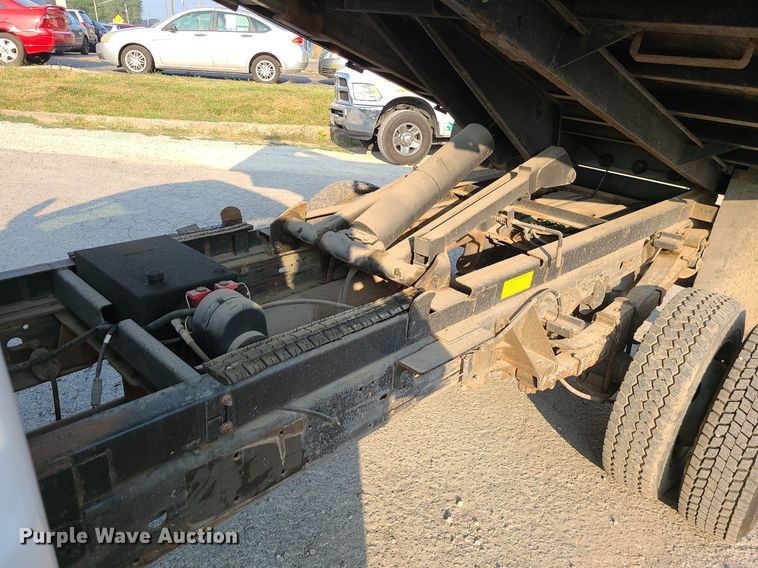 image for item MJ9306 2004 Ford F550 Super Duty  dump truck