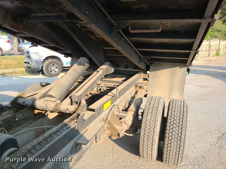 image for item MJ9306 2004 Ford F550 Super Duty  dump truck