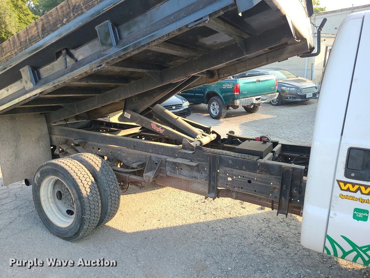 image for item MJ9306 2004 Ford F550 Super Duty  dump truck