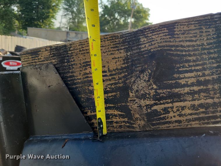 image for item MJ9306 2004 Ford F550 Super Duty  dump truck