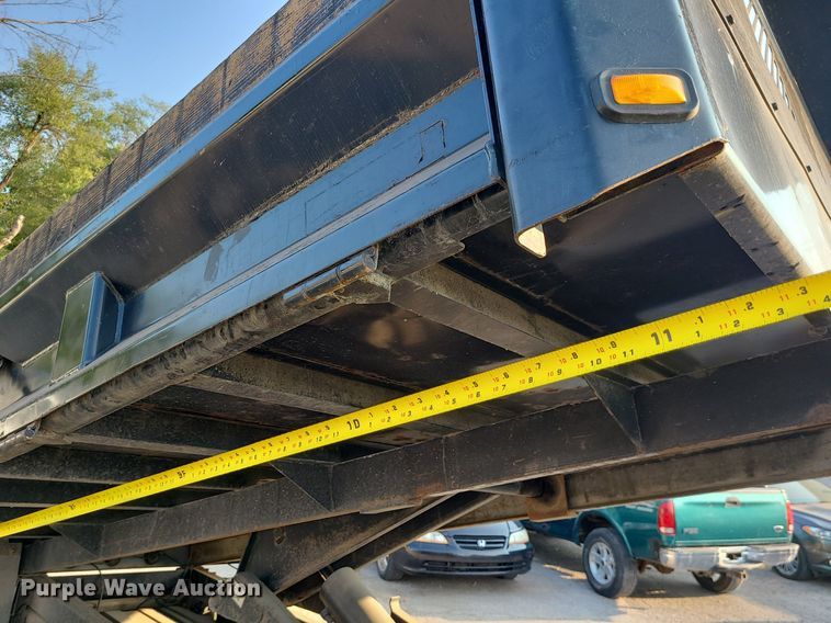 image for item MJ9306 2004 Ford F550 Super Duty  dump truck