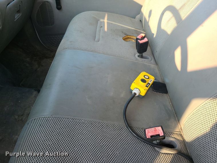 image for item MJ9306 2004 Ford F550 Super Duty  dump truck