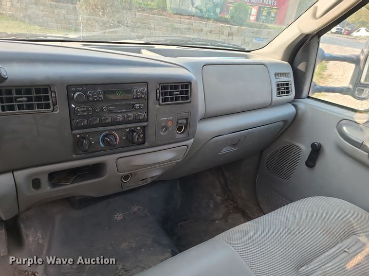 image for item MJ9306 2004 Ford F550 Super Duty  dump truck