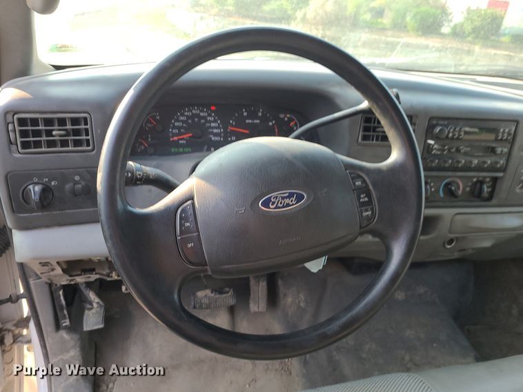 image for item MJ9306 2004 Ford F550 Super Duty  dump truck