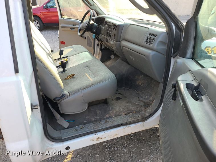 image for item MJ9306 2004 Ford F550 Super Duty  dump truck