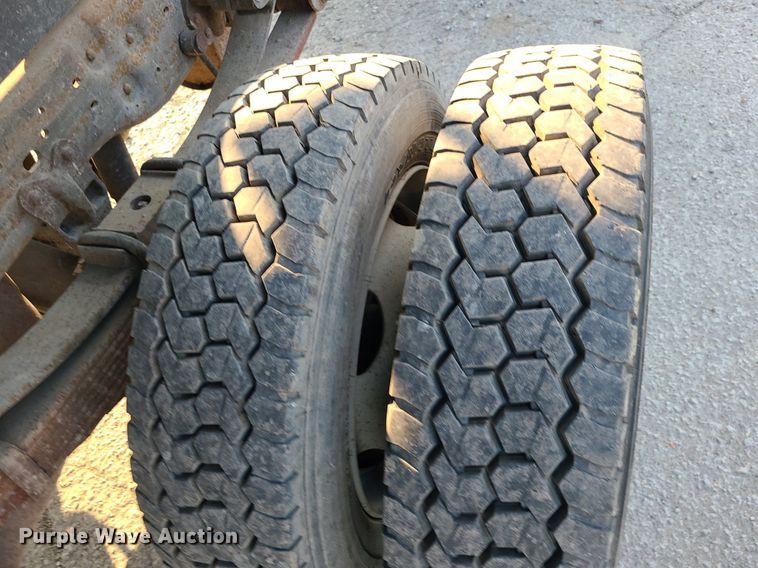 image for item MJ9306 2004 Ford F550 Super Duty  dump truck