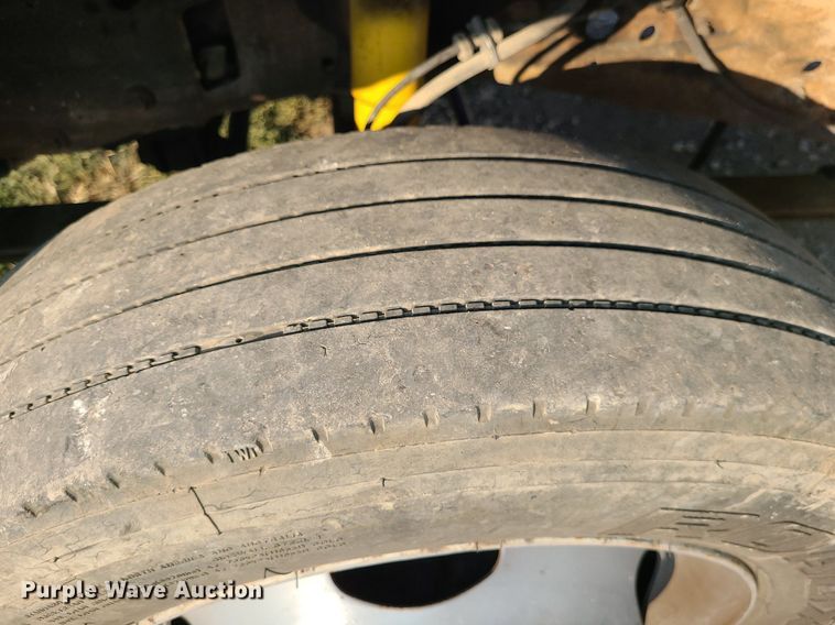 image for item MJ9306 2004 Ford F550 Super Duty  dump truck