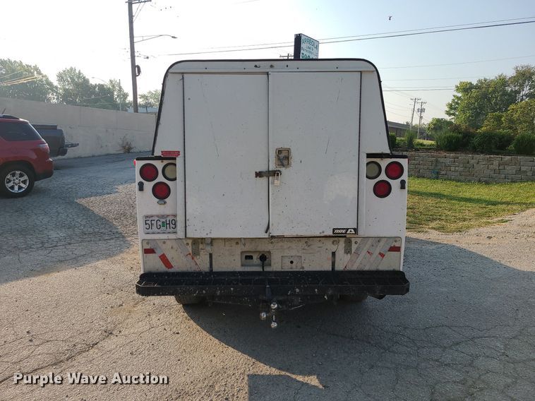 image for item MJ9307 2011 Ford F250 Super Duty XLT  SuperCab utility bed pickup truck