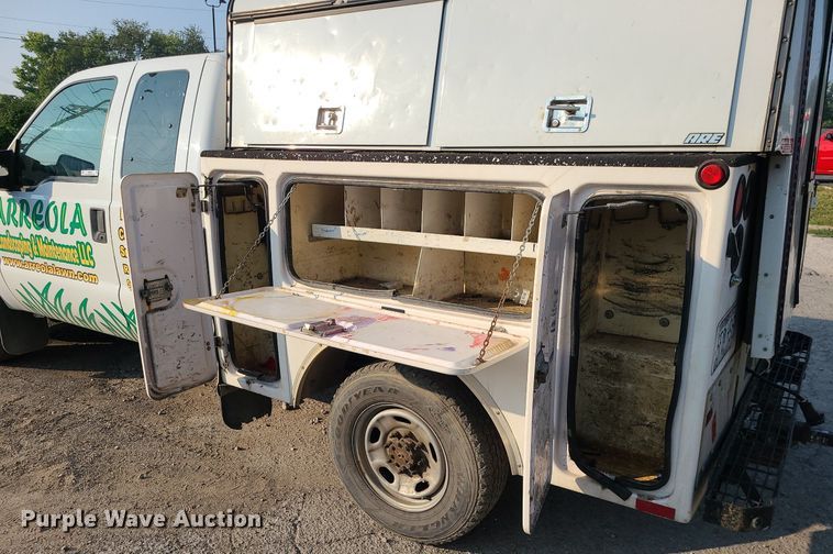 image for item MJ9307 2011 Ford F250 Super Duty XLT  SuperCab utility bed pickup truck