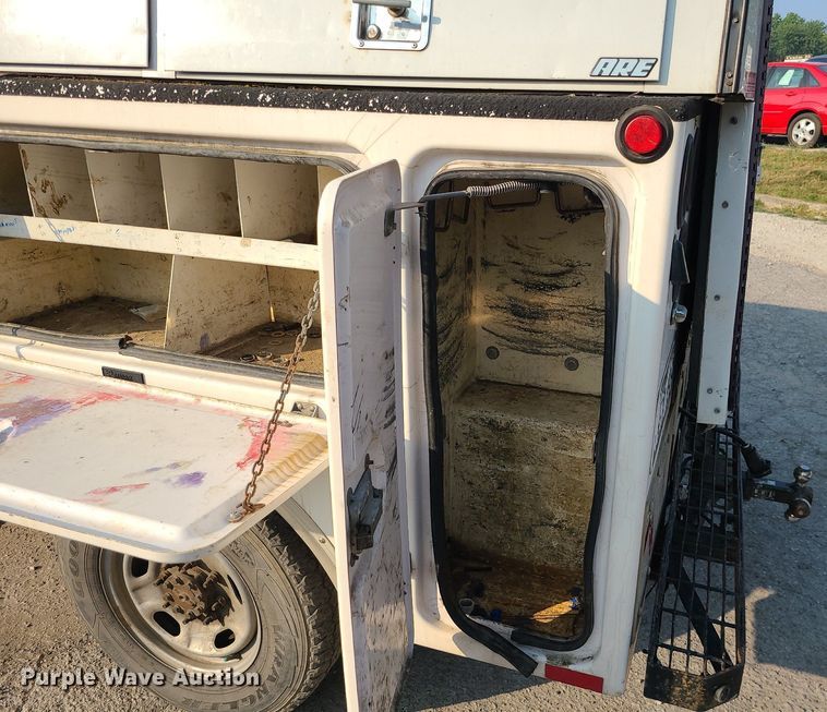 image for item MJ9307 2011 Ford F250 Super Duty XLT  SuperCab utility bed pickup truck