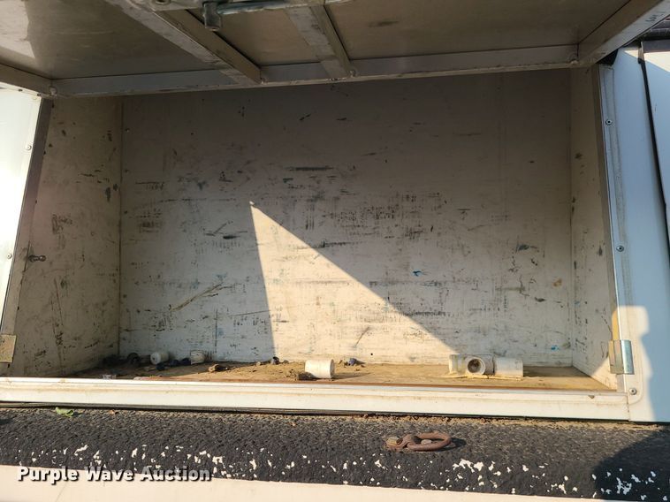 image for item MJ9307 2011 Ford F250 Super Duty XLT  SuperCab utility bed pickup truck