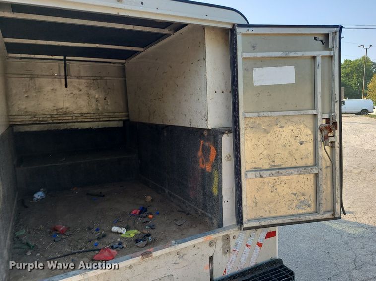 image for item MJ9307 2011 Ford F250 Super Duty XLT  SuperCab utility bed pickup truck