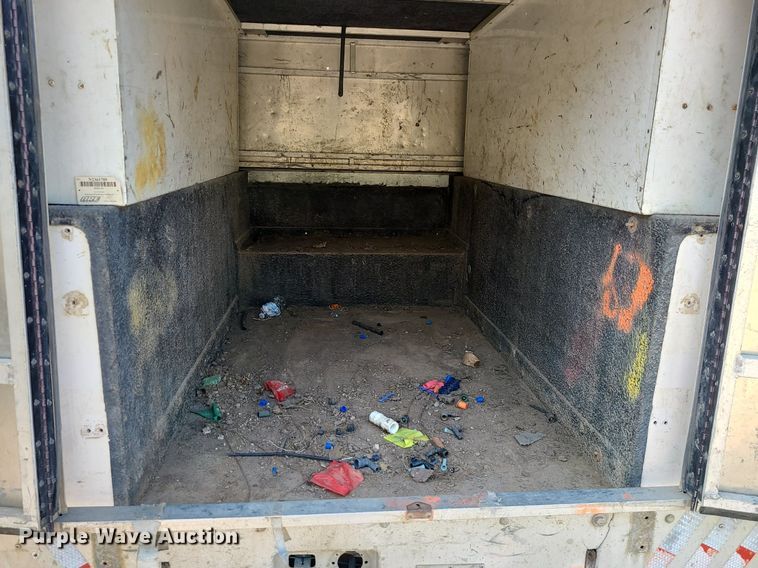 image for item MJ9307 2011 Ford F250 Super Duty XLT  SuperCab utility bed pickup truck