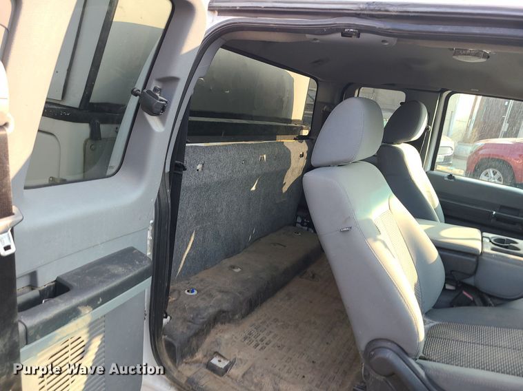 image for item MJ9307 2011 Ford F250 Super Duty XLT  SuperCab utility bed pickup truck