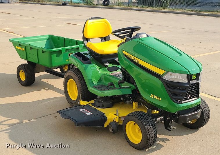 image for item MJ9308 John Deere X380  lawn mower