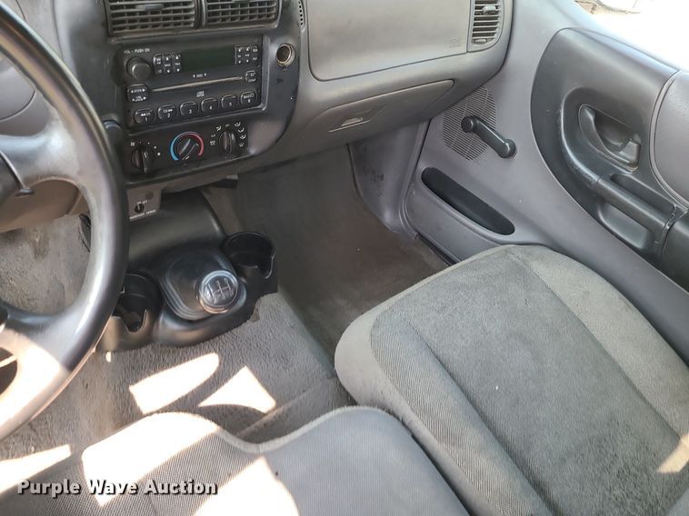 image for item MJ9309 2002 Ford Ranger XLT  pickup truck