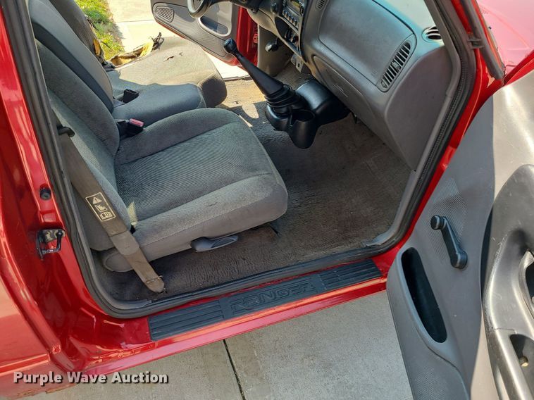 image for item MJ9309 2002 Ford Ranger XLT  pickup truck