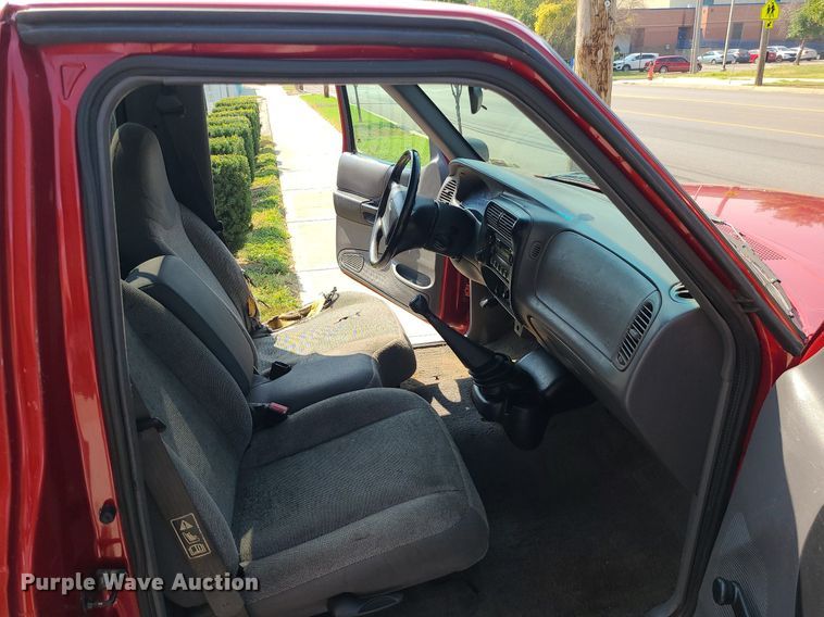 image for item MJ9309 2002 Ford Ranger XLT  pickup truck