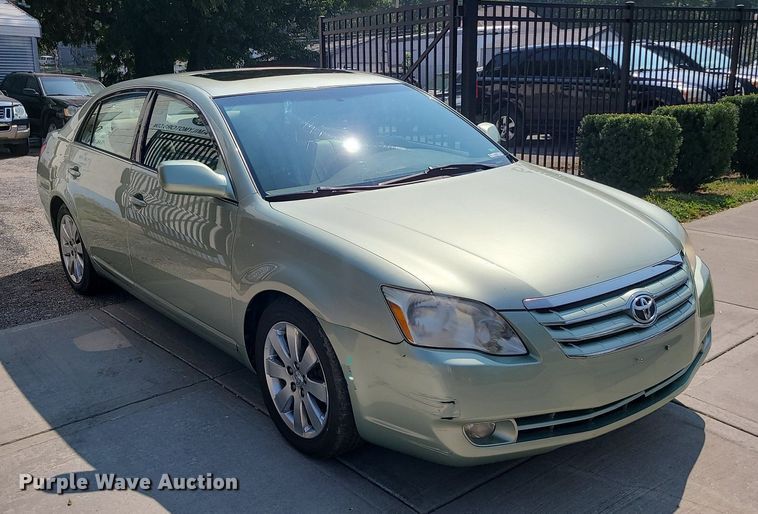 image for item MJ9310 2007 Toyota Avalon XLS  sedan