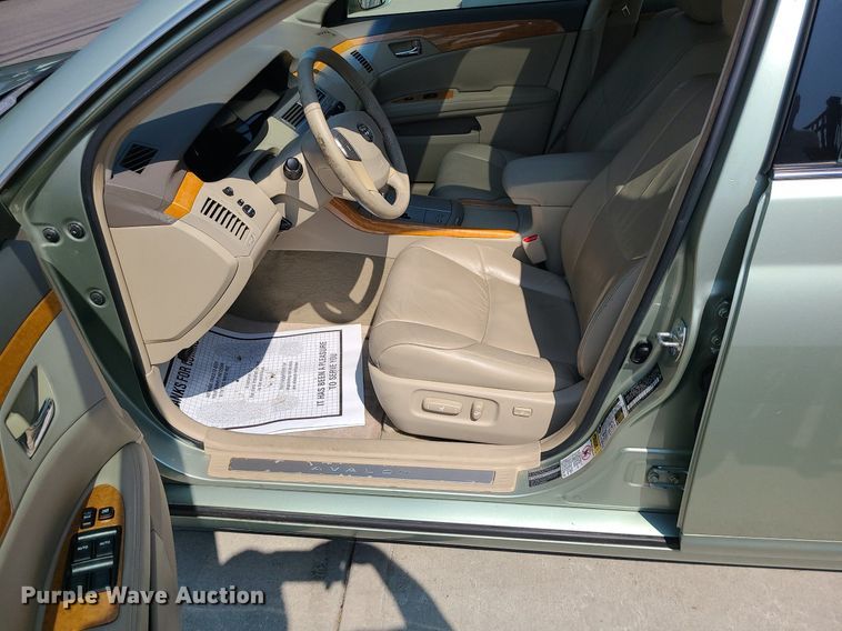 image for item MJ9310 2007 Toyota Avalon XLS  sedan