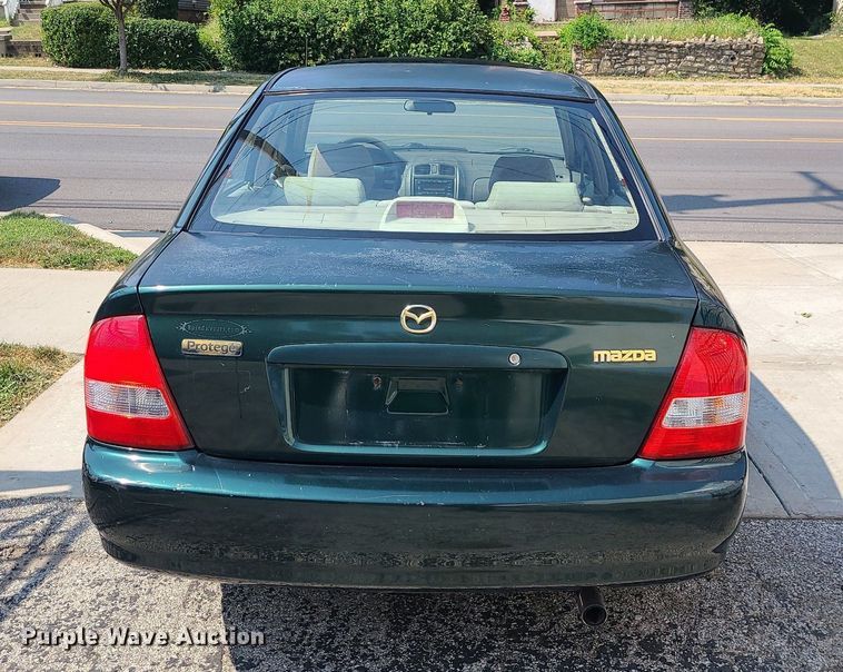 image for item MJ9311 2001 Mazda Protege LX