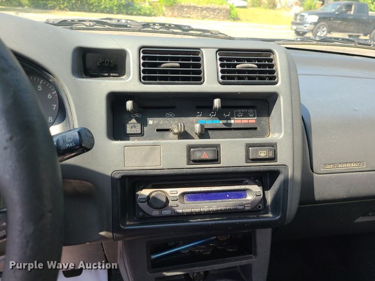 image for item MJ9312 1999 Toyota RAV4  SUV