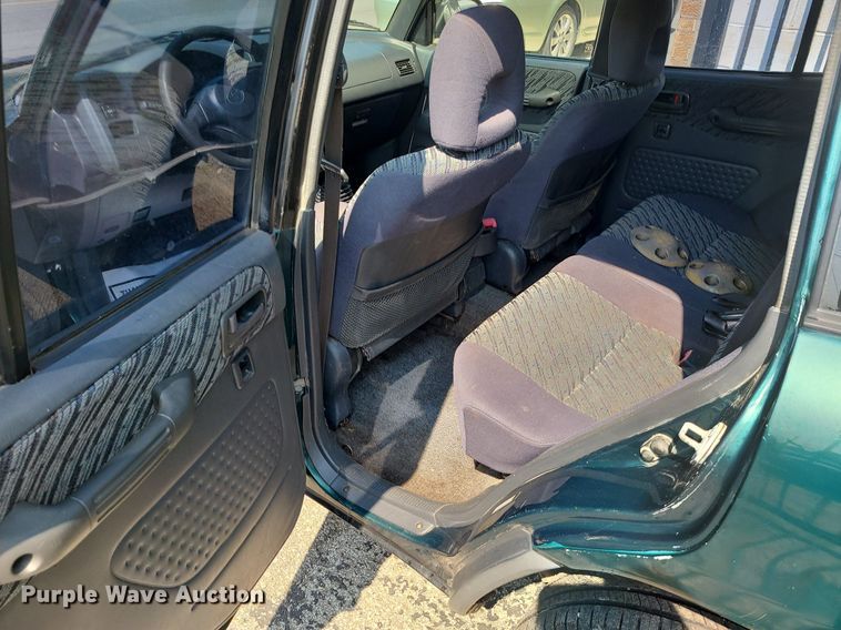 image for item MJ9312 1999 Toyota RAV4  SUV