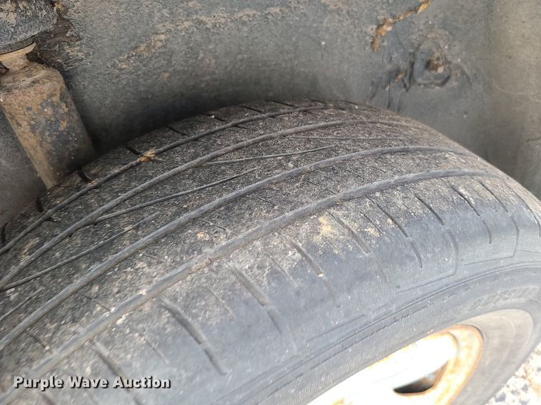 image for item MJ9312 1999 Toyota RAV4  SUV