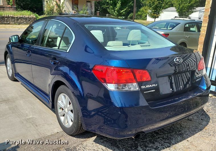 image for item MJ9313 2011 Subaru Legacy