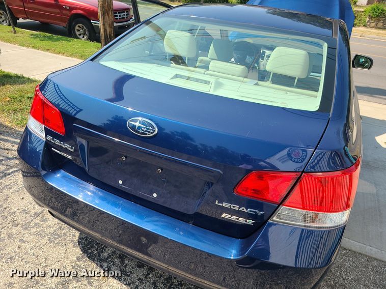 image for item MJ9313 2011 Subaru Legacy