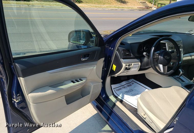 image for item MJ9313 2011 Subaru Legacy