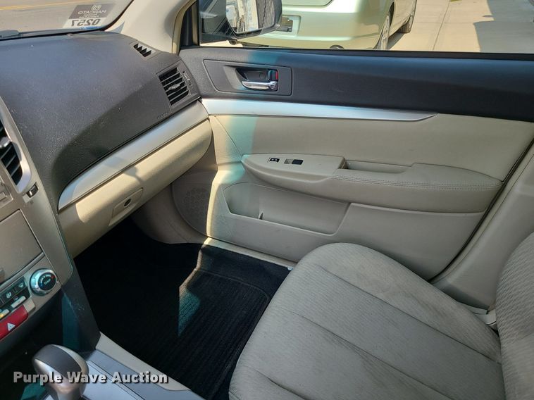 image for item MJ9313 2011 Subaru Legacy