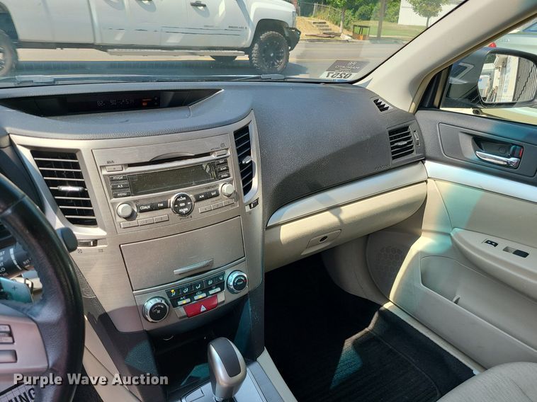 image for item MJ9313 2011 Subaru Legacy