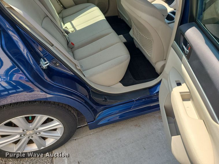 image for item MJ9313 2011 Subaru Legacy