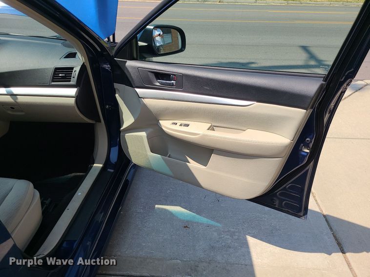 image for item MJ9313 2011 Subaru Legacy