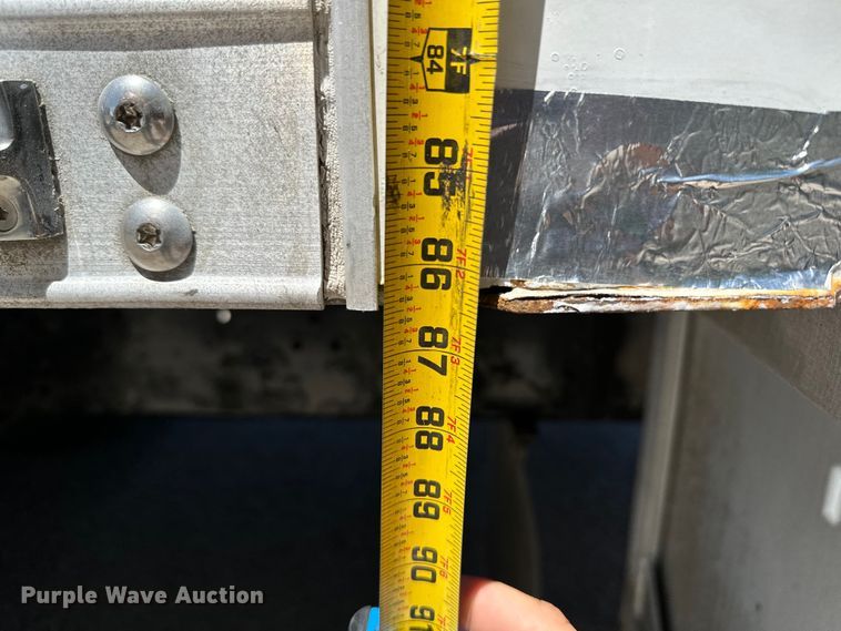 image for item ML9169 2011 Ford F750 Super Duty  box truck