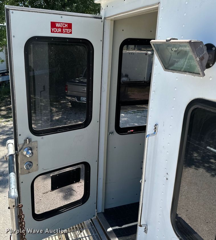 image for item ML9169 2011 Ford F750 Super Duty  box truck