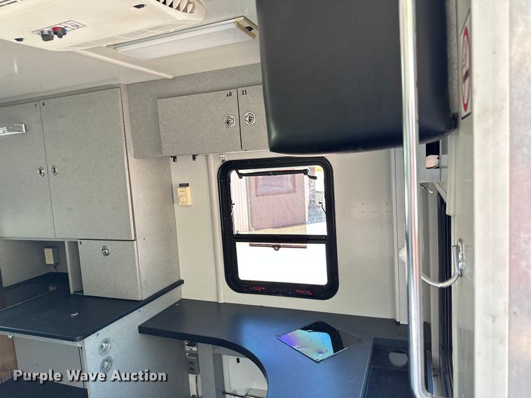 image for item ML9169 2011 Ford F750 Super Duty  box truck