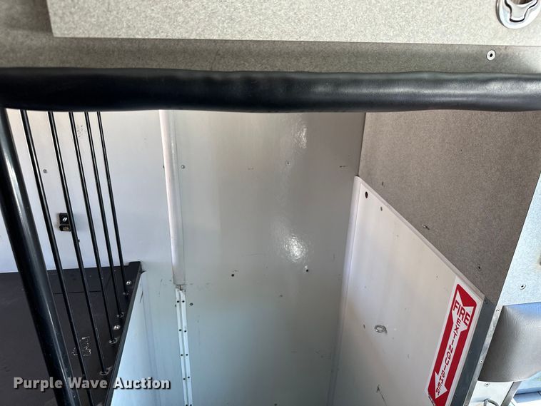 image for item ML9169 2011 Ford F750 Super Duty  box truck