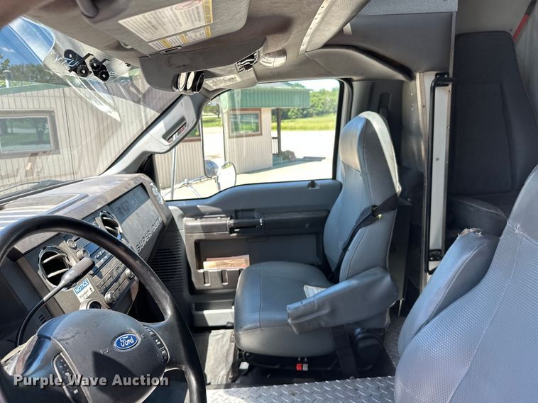 image for item ML9169 2011 Ford F750 Super Duty  box truck