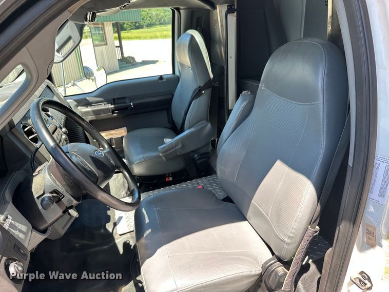 image for item ML9169 2011 Ford F750 Super Duty  box truck