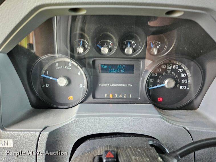 image for item ML9169 2011 Ford F750 Super Duty  box truck